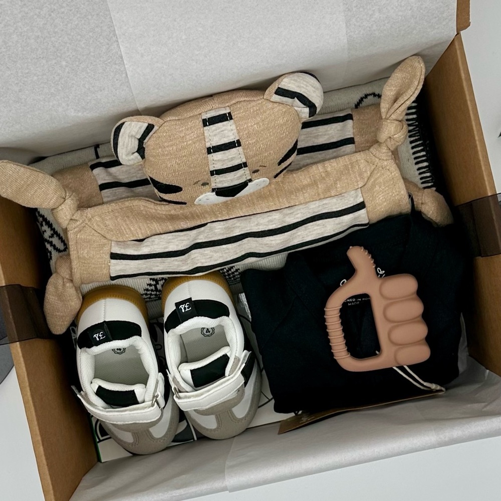 Wild Child Baby Gift Box | 7-Pc Neutral Unisex Safari Adventure Set Newborn Gift